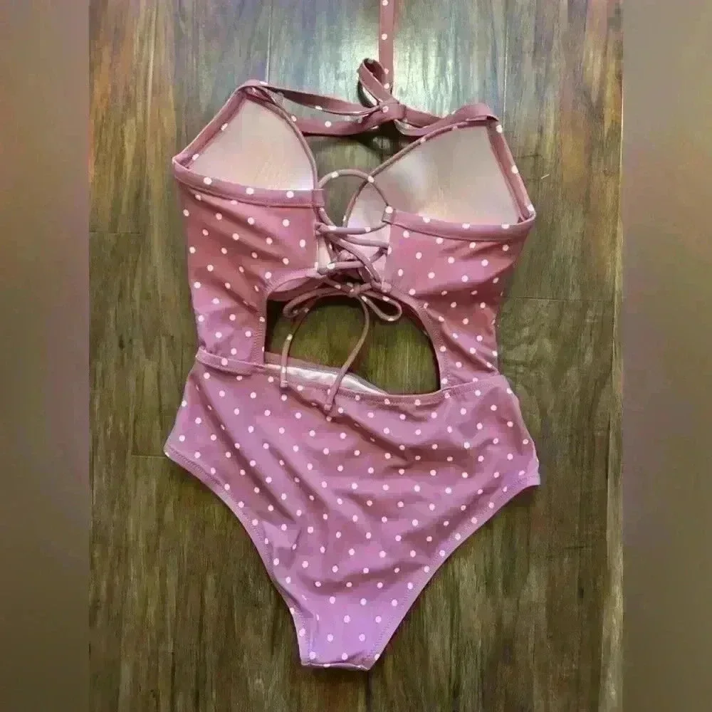 Shade and Shores Pink and White Polka Dot Swimsuit 🩱